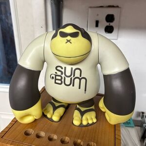 Sonny the Sun Bum mascot